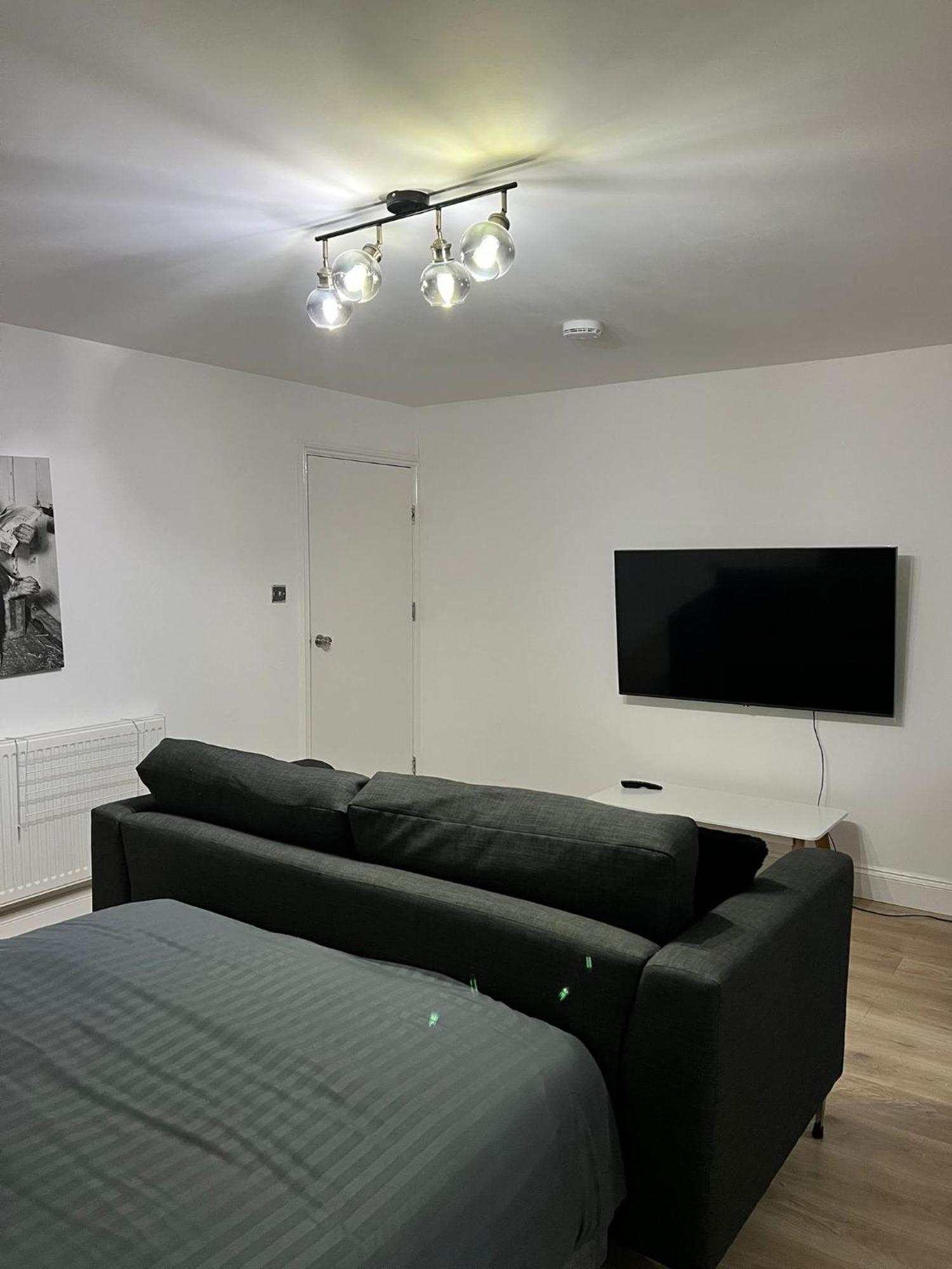 Cosy Guest House In Whitechapel London Eksteriør bilde